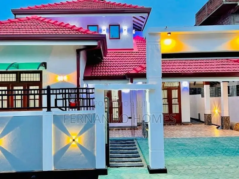 Mint Condtions Newest 4 BR Luxury Single Story House For Sale In Negom