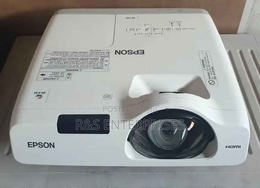 EPSON EB-520 Projector