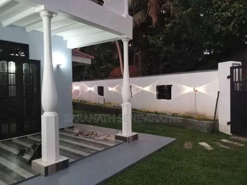 Modern 2 Storied House For a Minuwangoda Gampaha