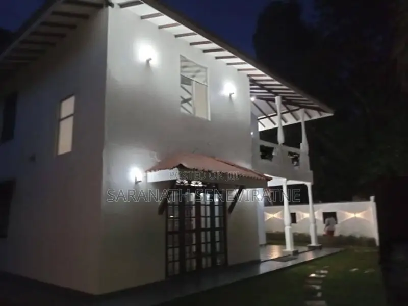 Modern 2 Storied House For a Minuwangoda Gampaha