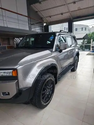 Toyota Land Cruiser Prado 250 2024
