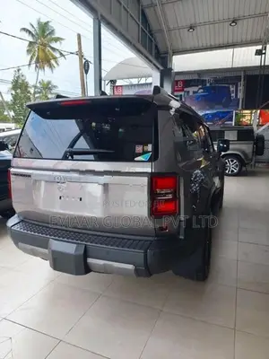 Toyota Land Cruiser Prado 250 2024