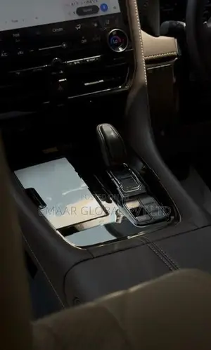 Toyota Alphard Executive Lounge 2025