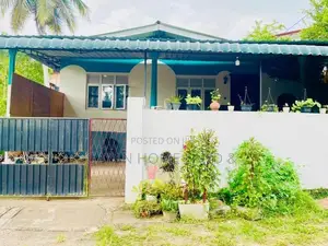 නිදනකාමර හතරක තනිමහල් නිවසක් විකිණීමට කහතුඩුවෙන්