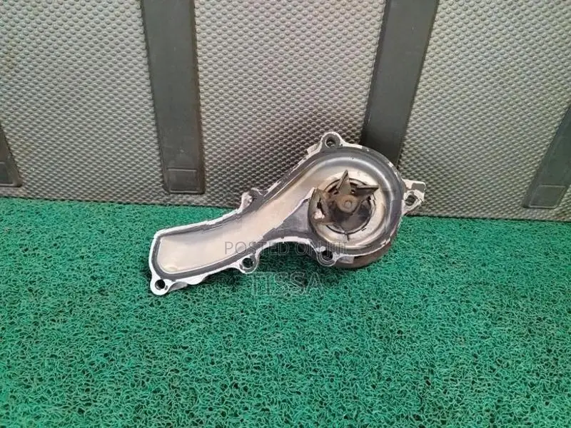 Nissan AD Wagon Y11 QG15 Water Pump