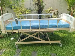 Four Function Electric Patient Hospital Bed