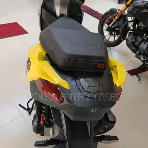 Hero XOOM 125R 2026