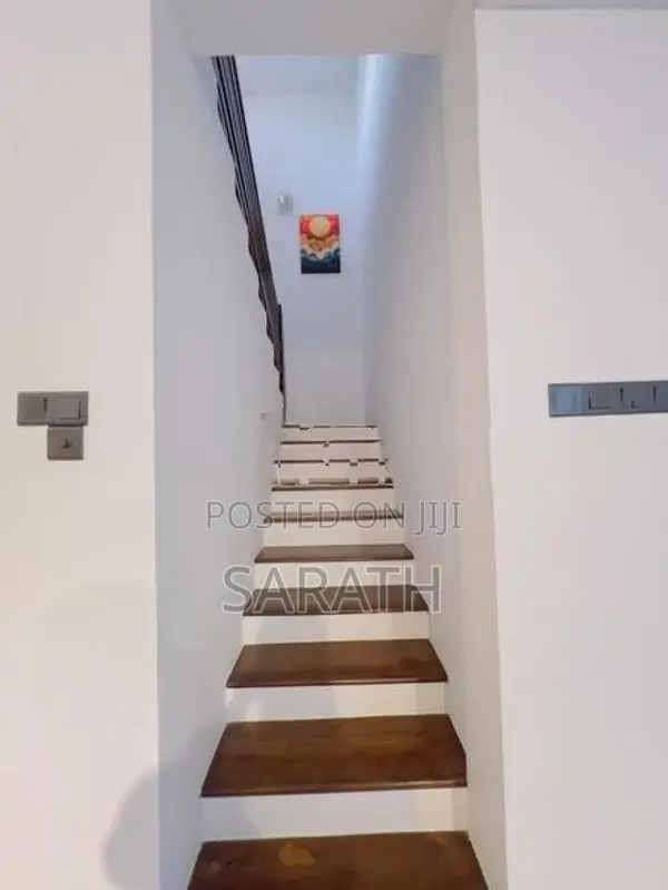 House Sale With Furniture