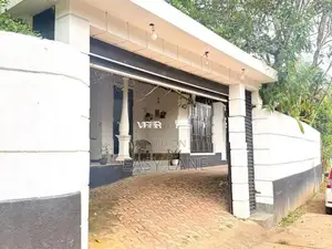 House for sale in wathupitiwala