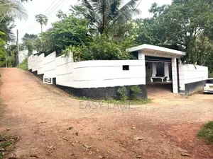 House for sale in wathupitiwala