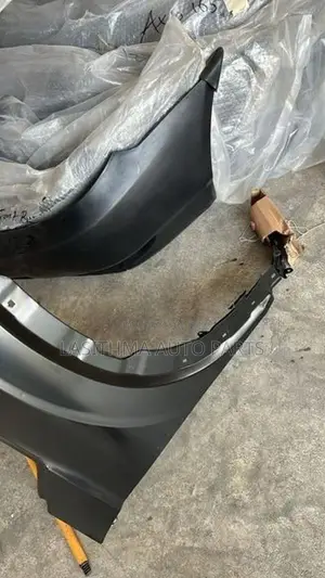 Vezel Fender (2024)