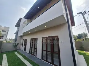 luxury property for sale in pollgasovita