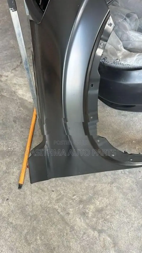 Vezel Fender (2024)