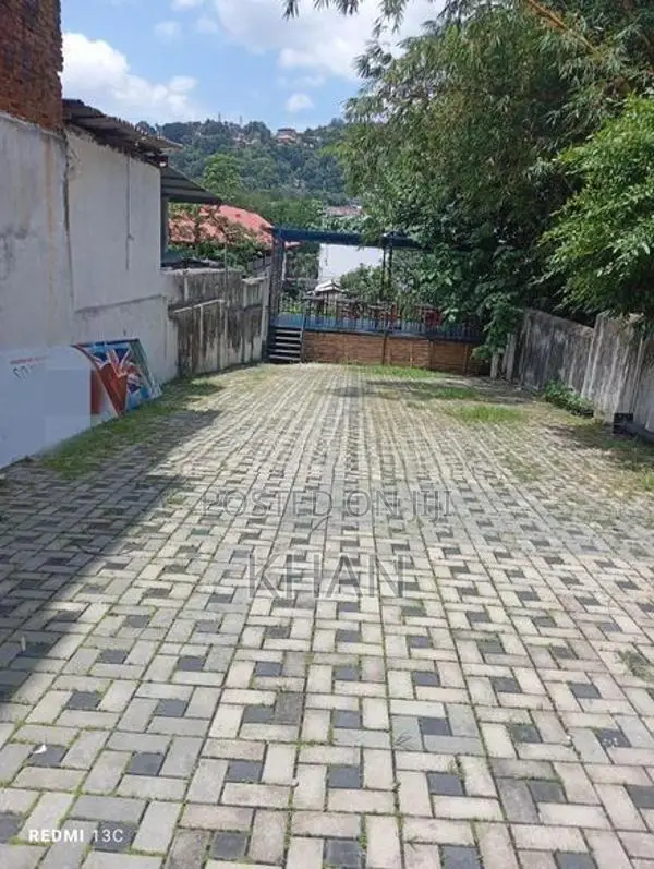 Commercial Building for Sale Kandy City