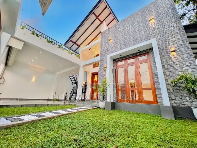 To Town Just 1.5km Brand New 4 Bed Rooms House For Sale In