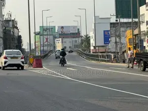 Middle of Kohuwala Town Land for Sale in Nugegoda
