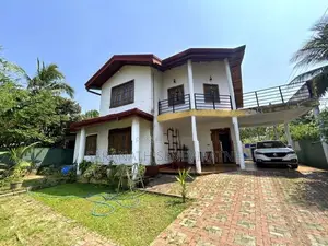 Two Storied House in Kurunegala Town Limits - Only 4 km from Clock Tow