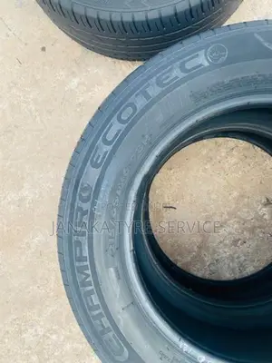 used tyre 215/65/16