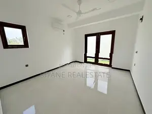 Beautiful Super Luxury House For Sale Battaramulla