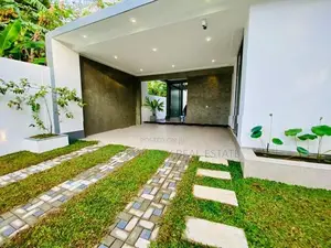 (JSKA2603-001) Elegant Luxurious House for Sale in Kadawatha
