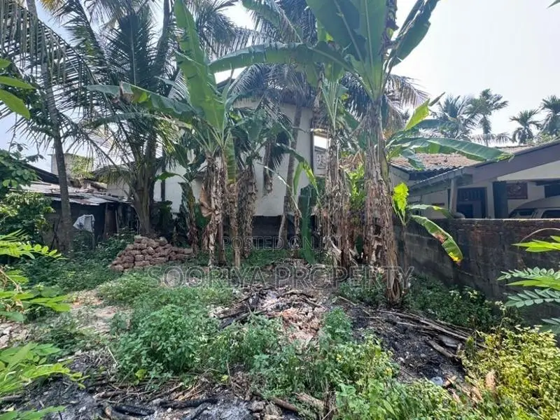 Near KDU / RMV Land for Sale in Boralesgamuwa
