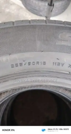 used tyre 255/60/18