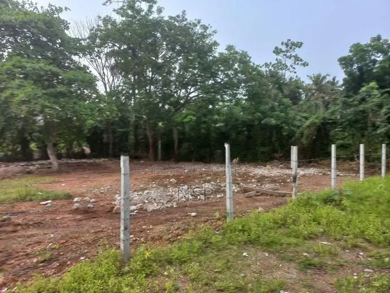 Valuable 40P Commercial Land for Sale in Kandana