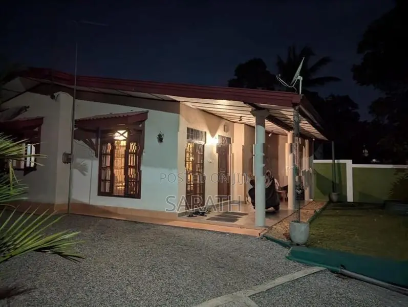 Valuable Single Storied House Sale Athurugiriya