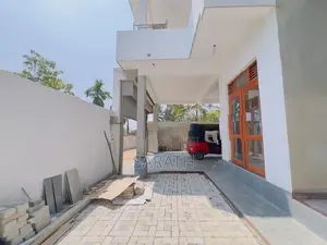 Brand New Luxury House Sale Malabe