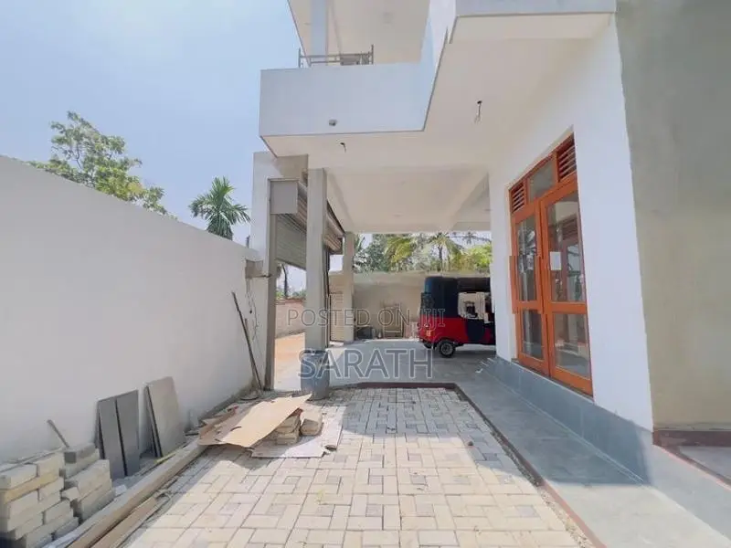 Brand New Luxury House Sale Malabe