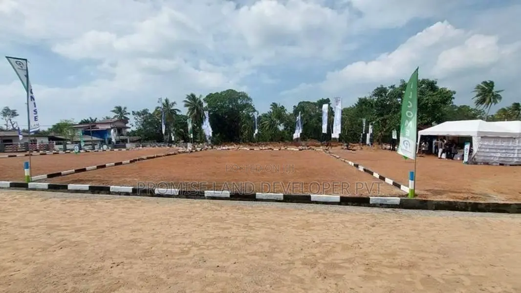 නිදහසේ ජීවත්වෙන්න පානදුර මොරටුව මැදින් මෙන්න ඉඩමක් විකිනීමට Y31
