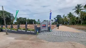 පානදුර මොරටුවට මායිමේ හොදම තැනින් බිම් කොටස් M20