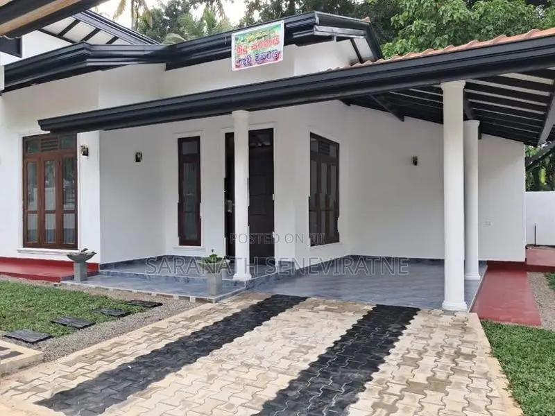 Brand-New House in Gampaha District - Minuwangoda