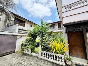 Geoffrey Bawa Style Modern Luxury House For Sale In Colombo 04
