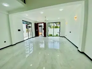 Luxury Brand New House for Sale in Piliyandala