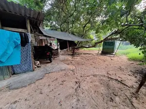 වටිනා ඉඩමක් විකිනිමට හෝමගම වටරෙක