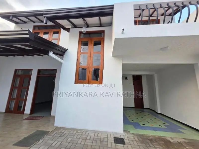 House For Sale in Piliyandala