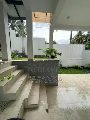 Malabe Modern Luxury House Available For sale