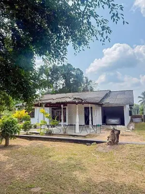 ඉඩමේ වටිනාකමට නිවසක්