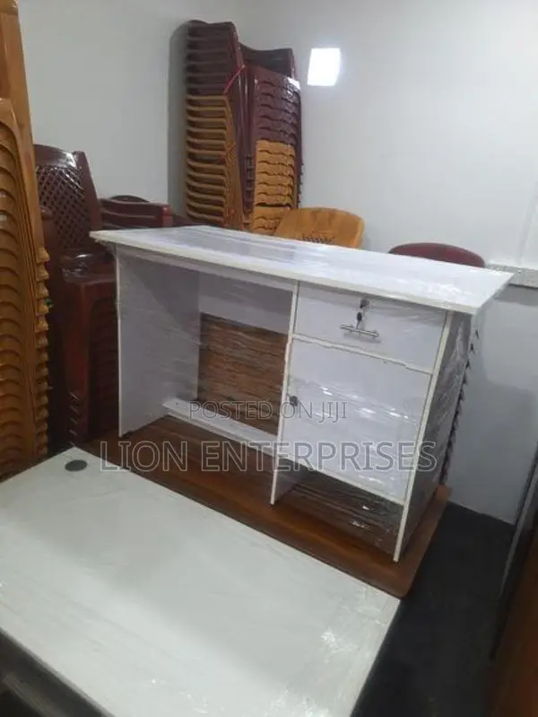 4×2 Melamine Office Tables
