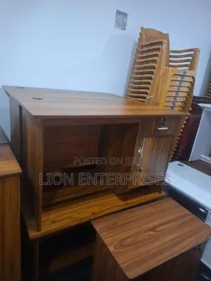 4×2 Melamine Office Tables