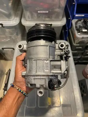Genuine BMW X1 E84 2013 A/C compressor