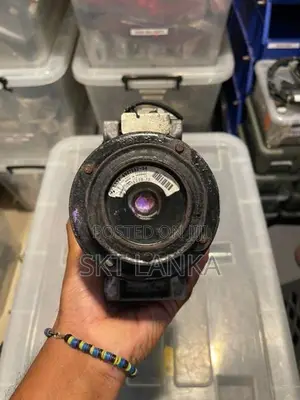 Genuine BMW X1 E84 2013 A/C compressor