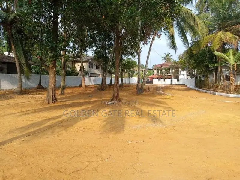 Kerawalapitiya Highway Entrance – 10 Minutes Welisara Mahabole Lands