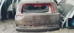 Hyundai Sanata Fe Dicky Door Pannel