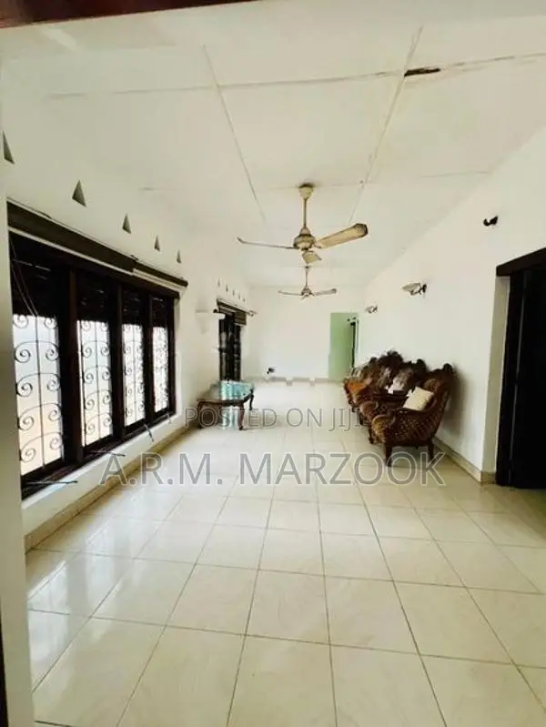 Wattala Marbola 3 BR & Three BATH Unfurnished Single House For Sale
