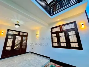 3 Bed Rooms Really Value Upstairs House For Sale In Negombo Area