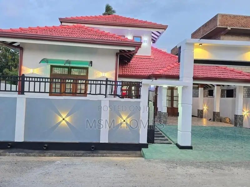 Luxury Complete 4 Bed Rooms Brand New House For Sale Negombo