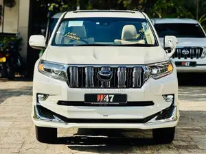 Toyota Land Cruiser Prado TRJ 150 TX L E/FootS 2023