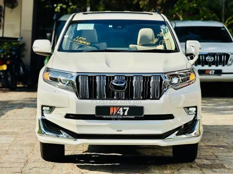 Toyota Land Cruiser Prado TRJ 150 TX L E/FootS 2023